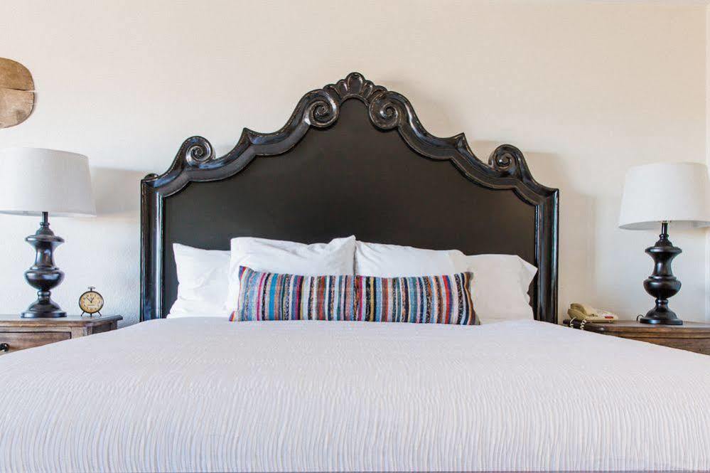 Hillside Boutique Hotel Castroville Zewnętrze zdjęcie